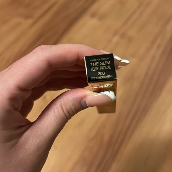 YSL slim lipstick - Picture 4 of 6